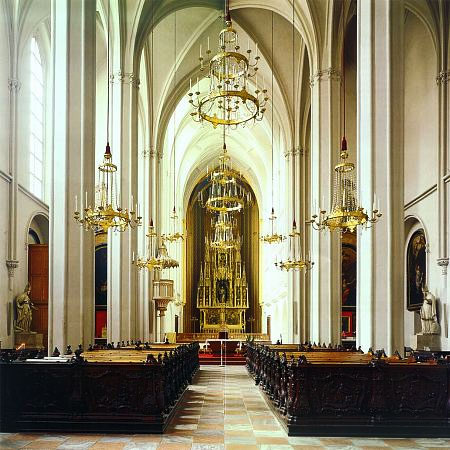 Nave of the Augustinerkirche ("Augustinian Church") in Vienna.