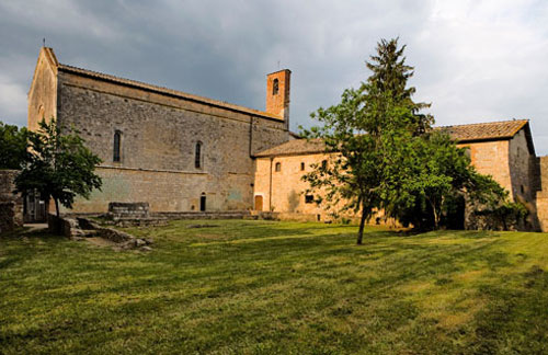 S. Leonardo: The inner side of the chapel, showing the monastery as well.