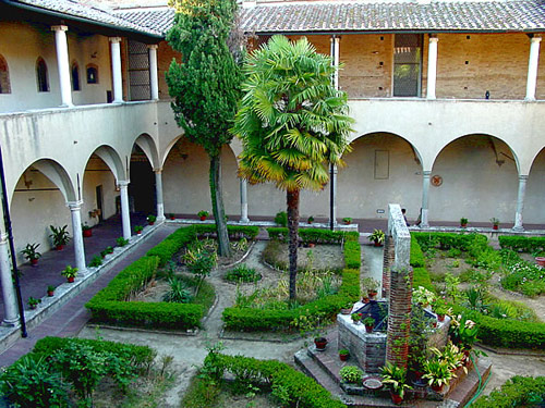 Cloister at Sant'Agostino Monastery, San Gimignano, Tuscany.