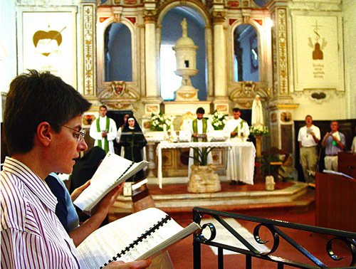 The Lecceto public chapel, often used by visiting groups.