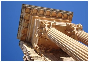 Roman column still in Guelma today