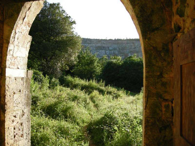 Looking out a Rosia hermitage archway today. Still peaceful.