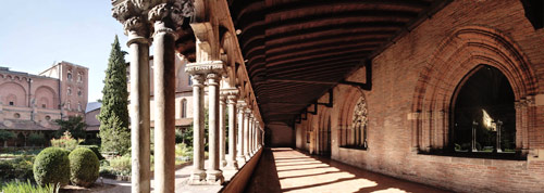 THe former Augustinian monastery in Toulouse from a cloister corner